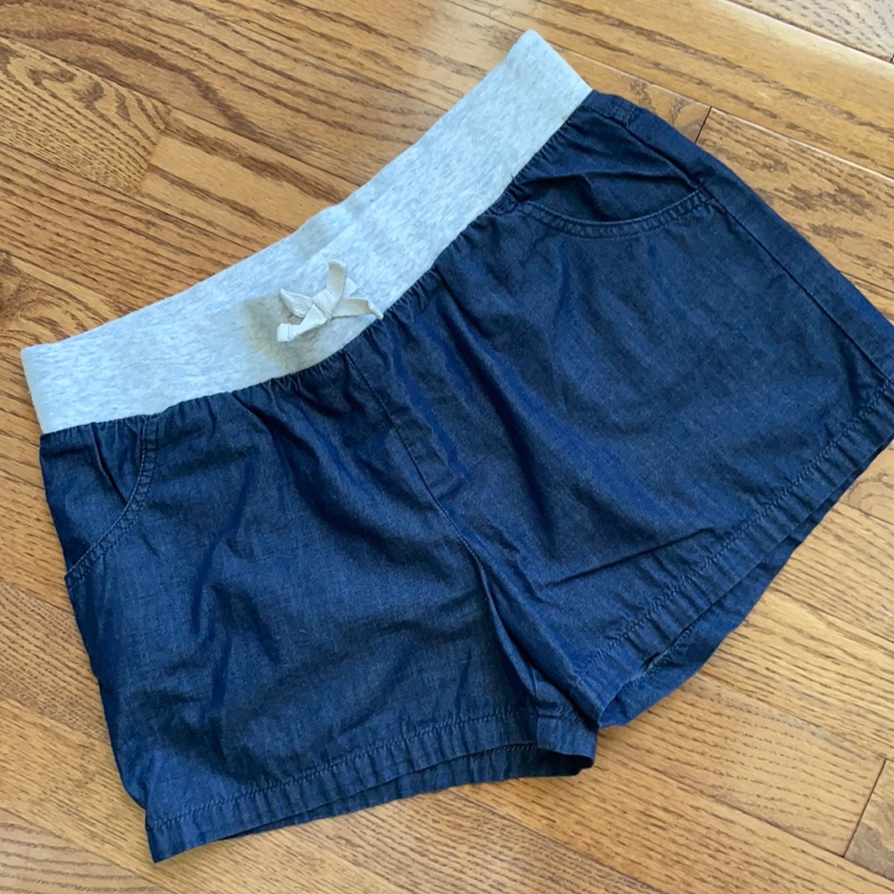 Girls dark chambray shorts with knit waistband. Size XL 14-16.